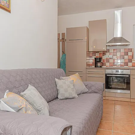 One-bedroom In *