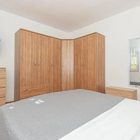 別荘 One-bedroom In ビリセ