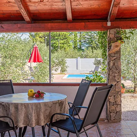 One-bedroom In 別荘 ビリセ